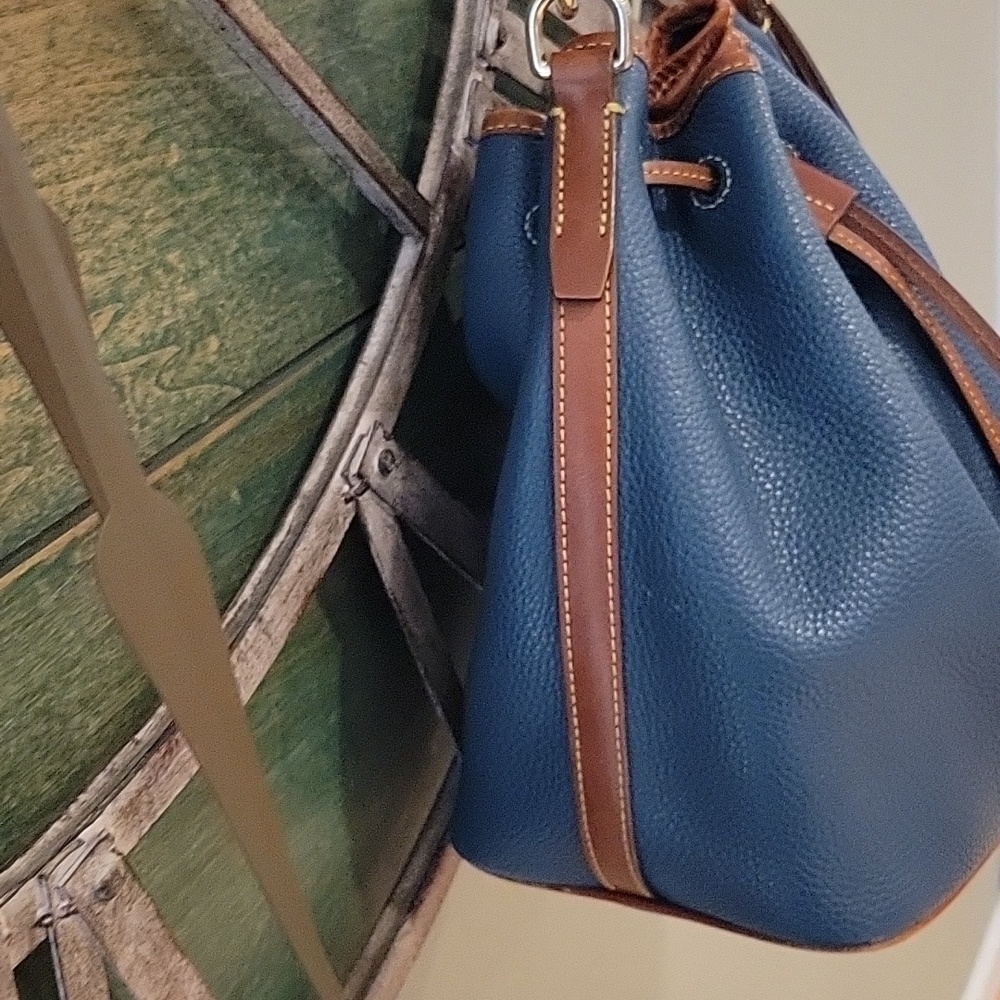 Dooney & Bourke Pebbled Leather Drawstring Bucket Bag With Gold Hardware & Charm - Picture 5 of 16